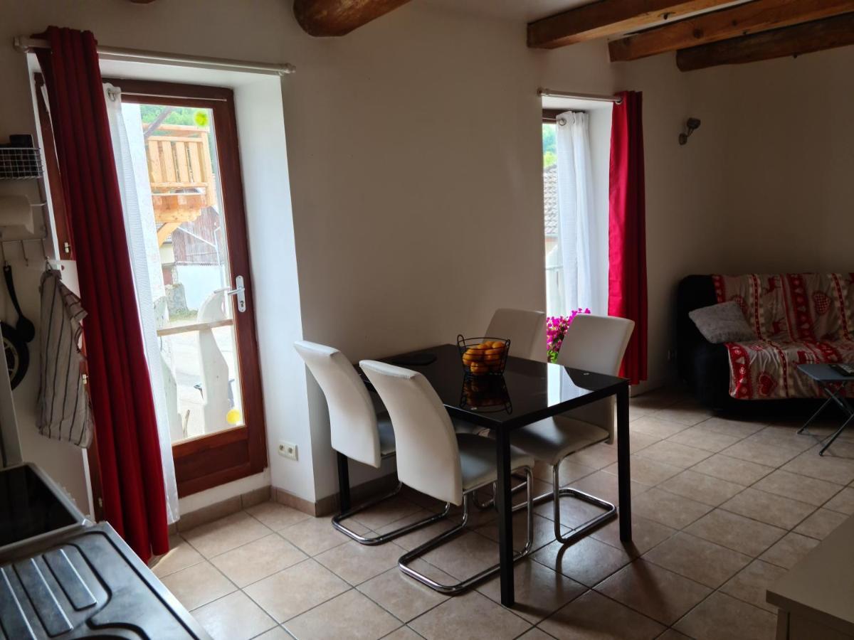 Appartement Route De Cursinges Cervens Zewnętrze zdjęcie